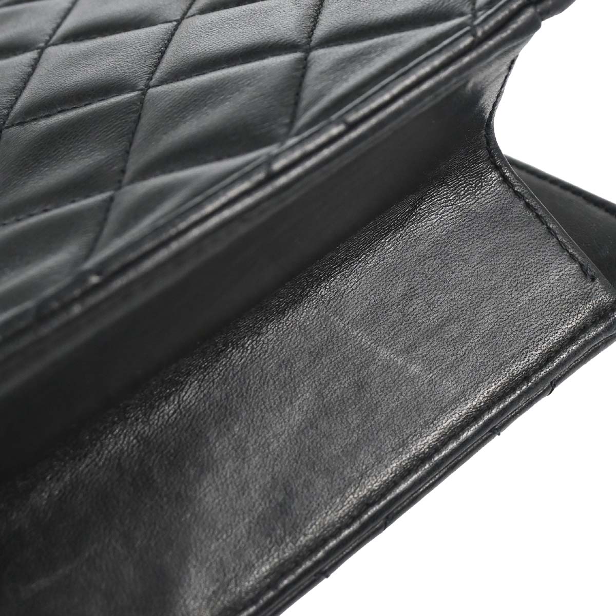 Chanel 1997-1999 Black Lambskin Turnlock Medium Shoulder Bag