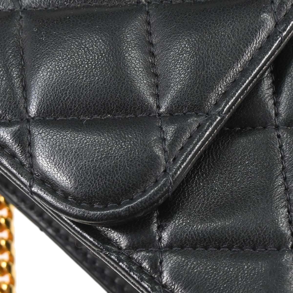 Chanel 1997-1999 Black Lambskin Turnlock Medium Shoulder Bag