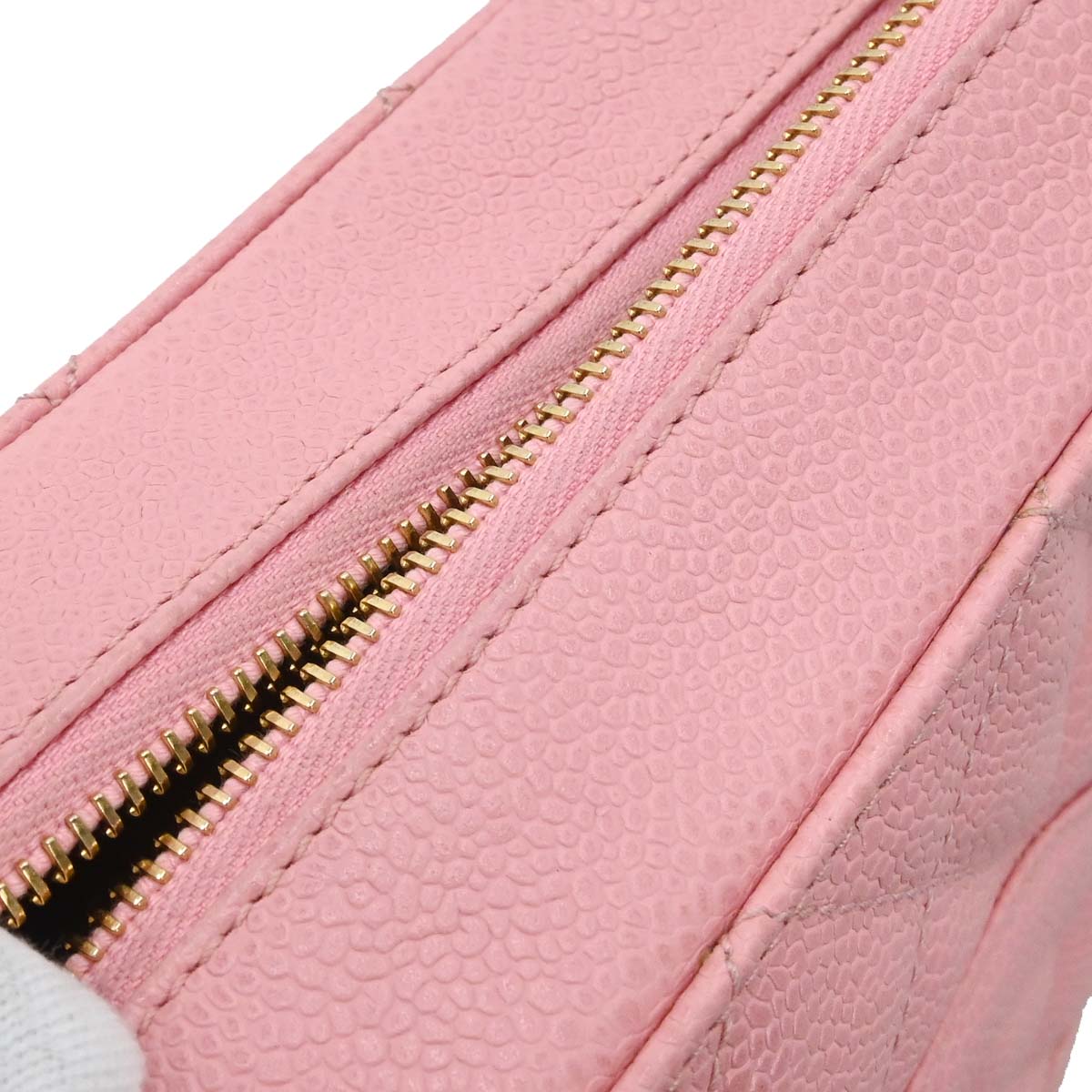 Chanel 2005-2006 Pink Caviar Skin Hobo Handbag