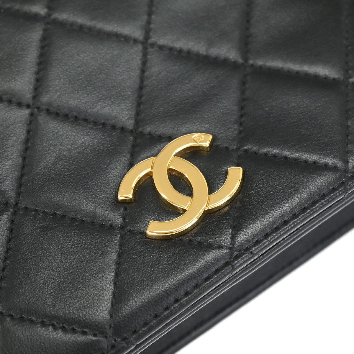 Chanel 1997-1999 Black Lambskin Pushlock Small Full Flap Shoulder Bag