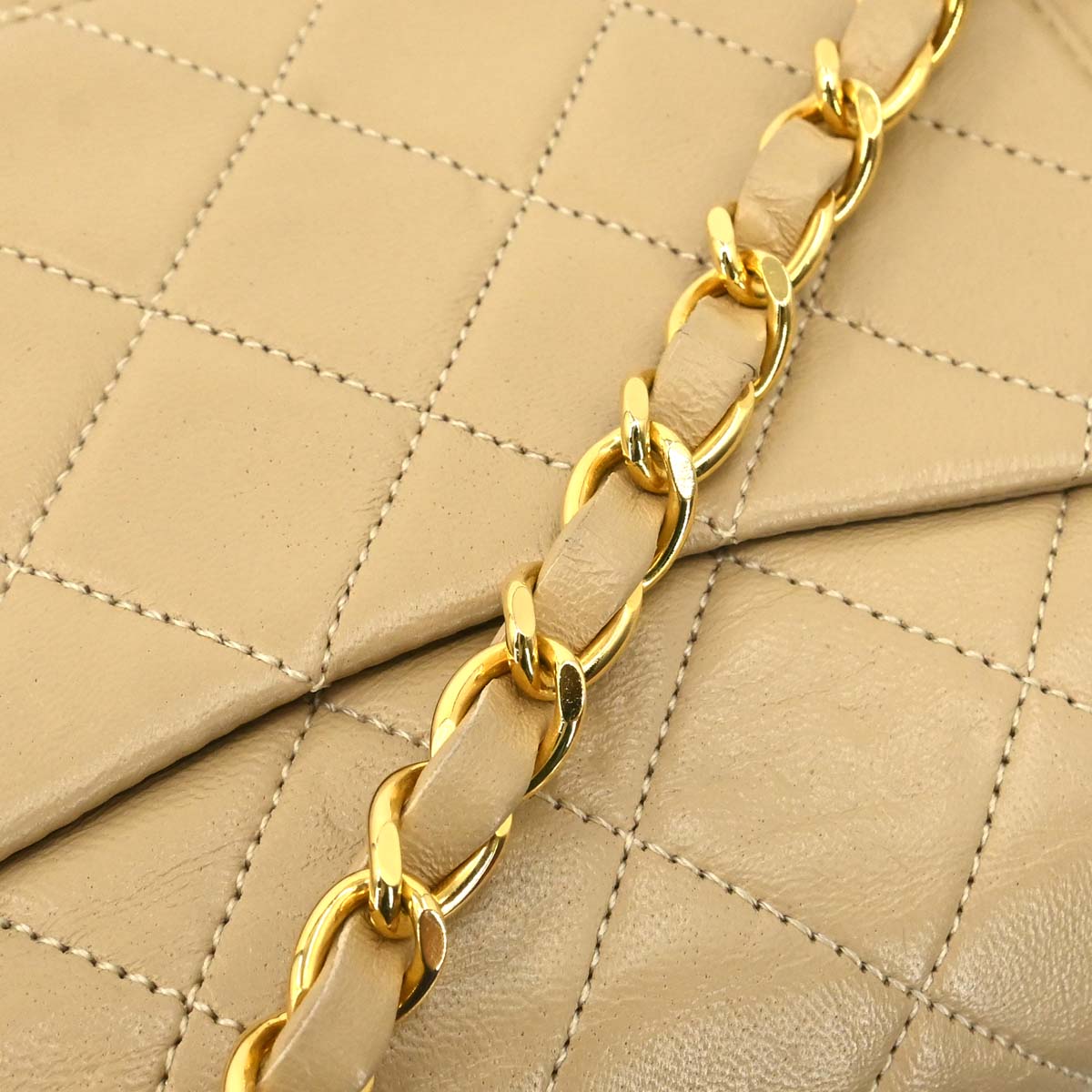 Chanel 1989-1991 Beige Lambskin Mini Classic Square Flap Shoulder Bag 17