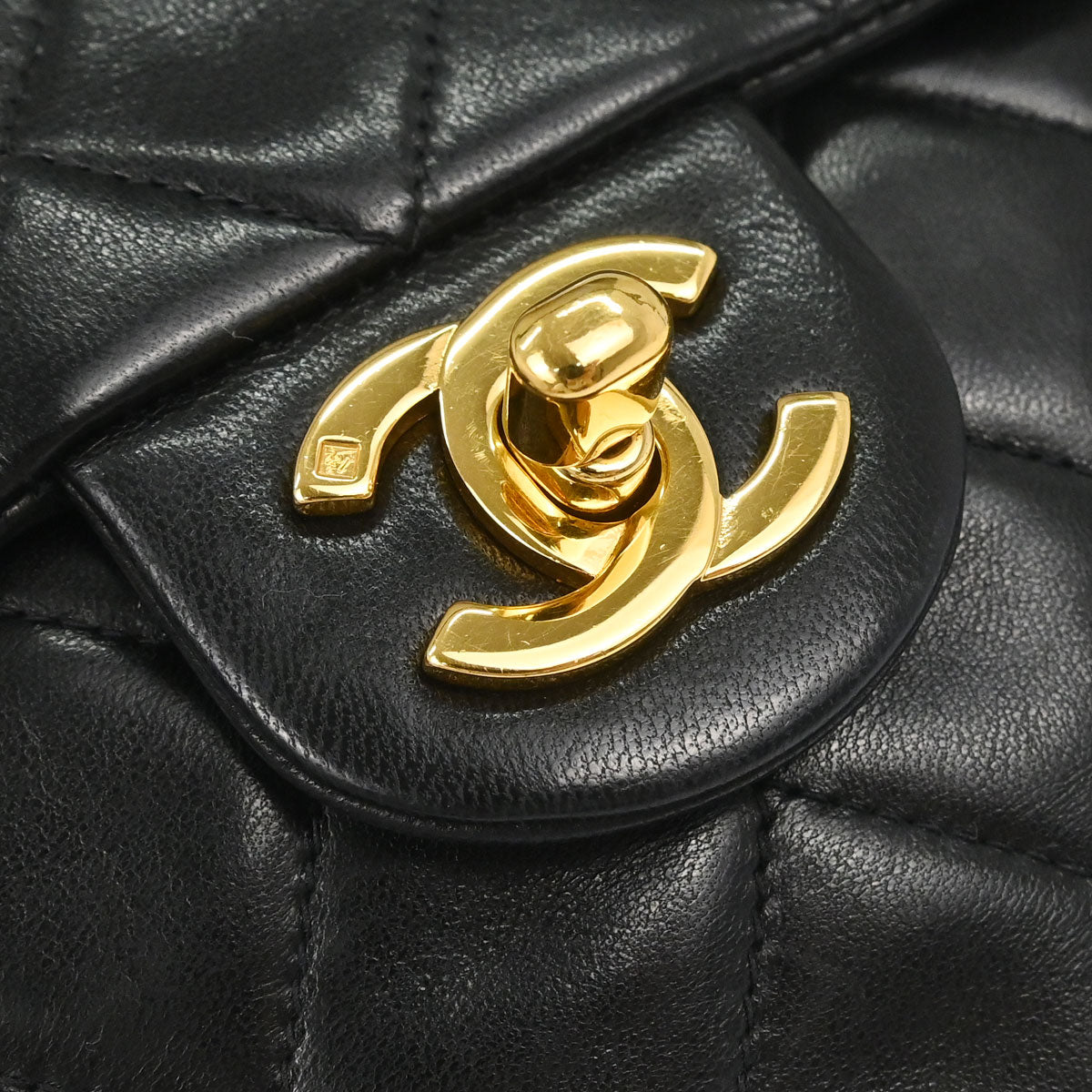 Chanel 1994-1996 Black Lambskin Mini Classic Square Flap Shoulder Bag 17