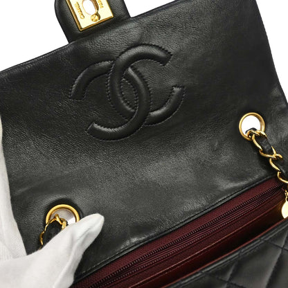 Chanel 1991-1994 Black Lambskin Classic Square Flap Shoulder Bag 20