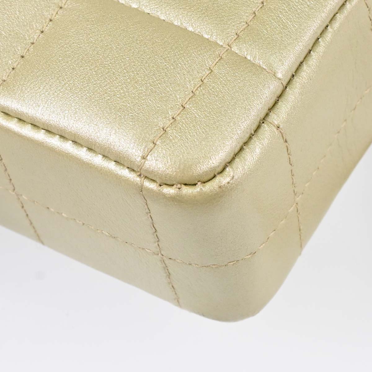 Chanel 2001-2003 Champagne Gold Lambskin Choco Bar East West Shoulder Bag