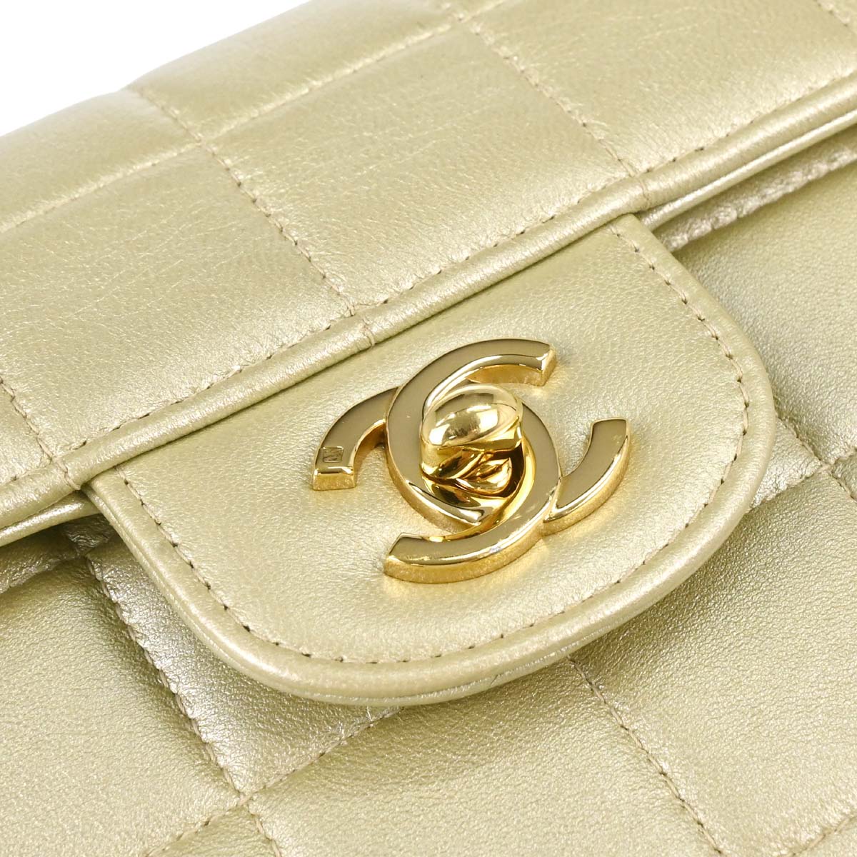 Chanel 2001-2003 Champagne Gold Lambskin Choco Bar East West Shoulder Bag