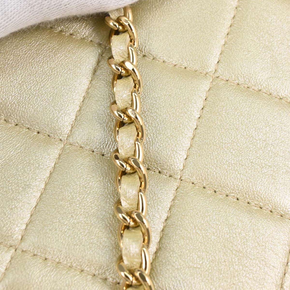 Chanel 2001-2003 Champagne Gold Lambskin Choco Bar East West Shoulder Bag
