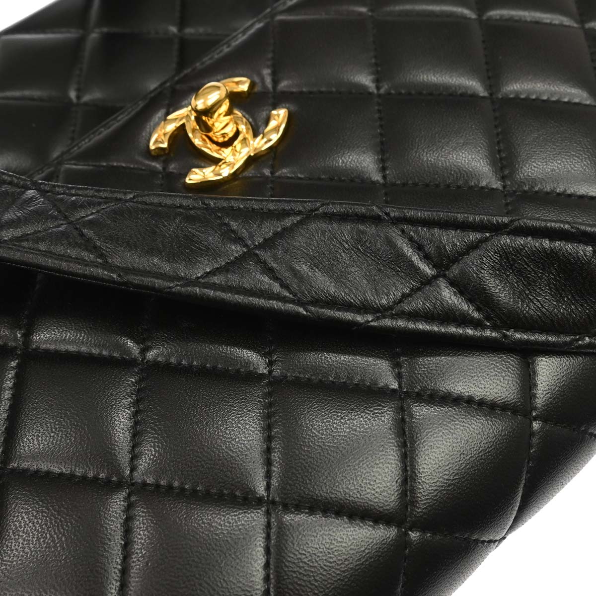 Chanel 1991-1994 Black Lambskin Single Flap Shoulder Bag