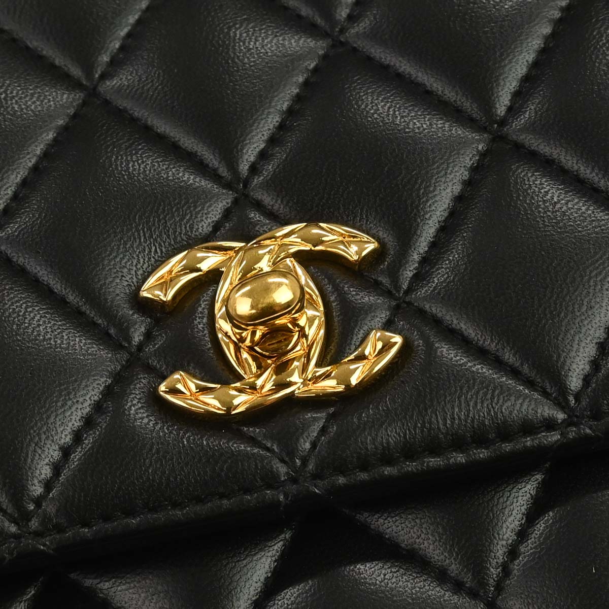 Chanel 1991-1994 Black Lambskin Single Flap Shoulder Bag