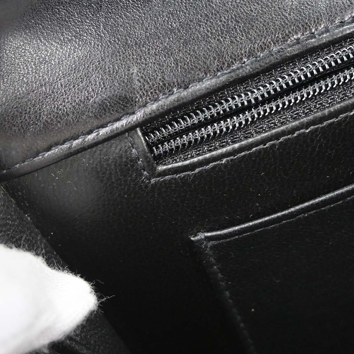 Chanel 1991-1994 Black Lambskin Shoulder Bag