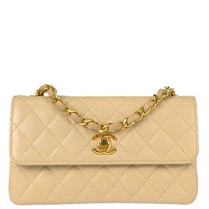 Chanel 1989-1991 Beige Lambskin Straight Flap Shoulder Bag