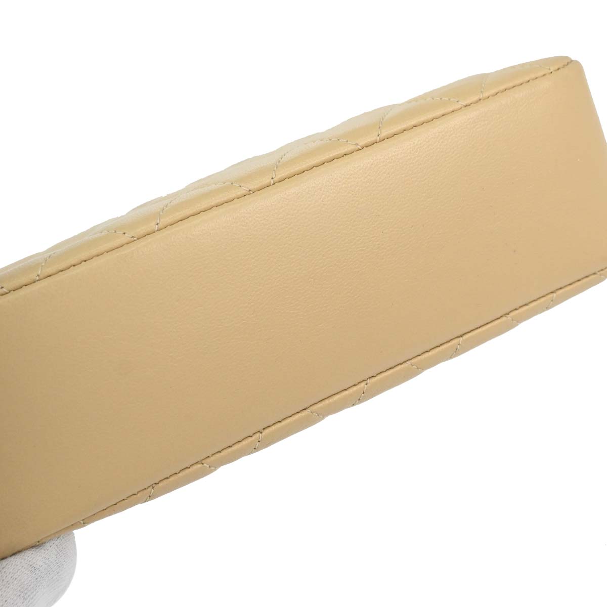 Chanel 1989-1991 Beige Lambskin Straight Flap Shoulder Bag