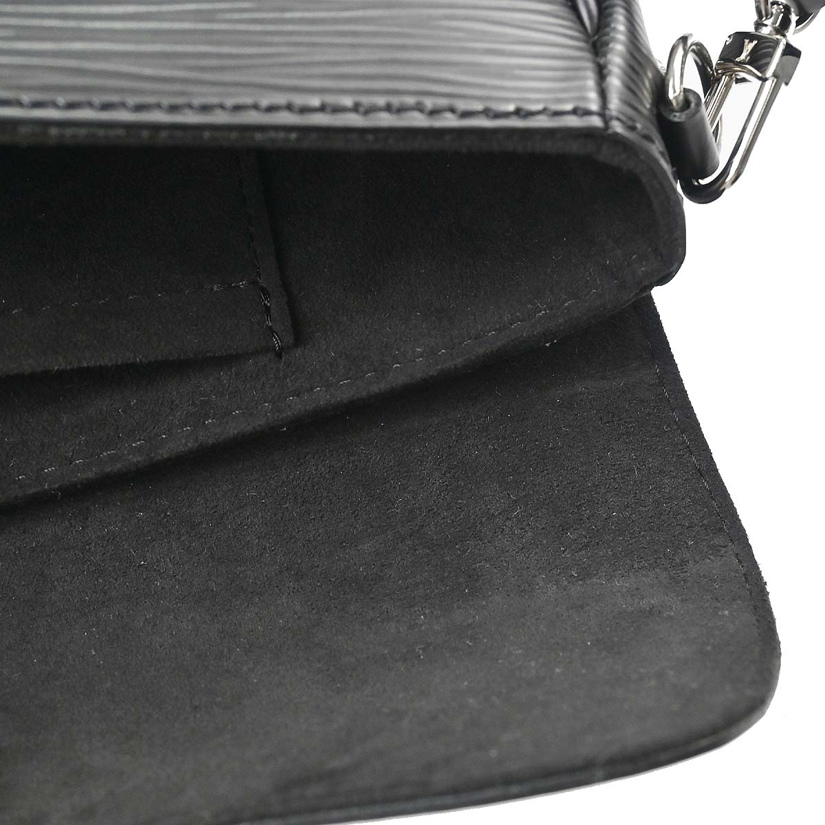 Louis Vuitton Black Epi Pochette Montaigne Handbag M59292