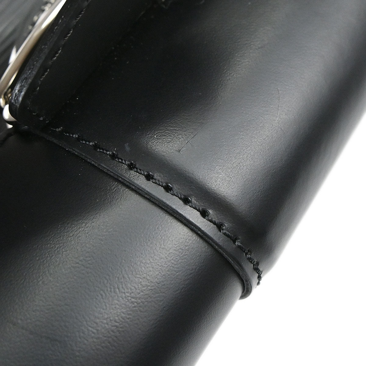 Louis Vuitton Black Epi Pochette Montaigne Handbag M59292