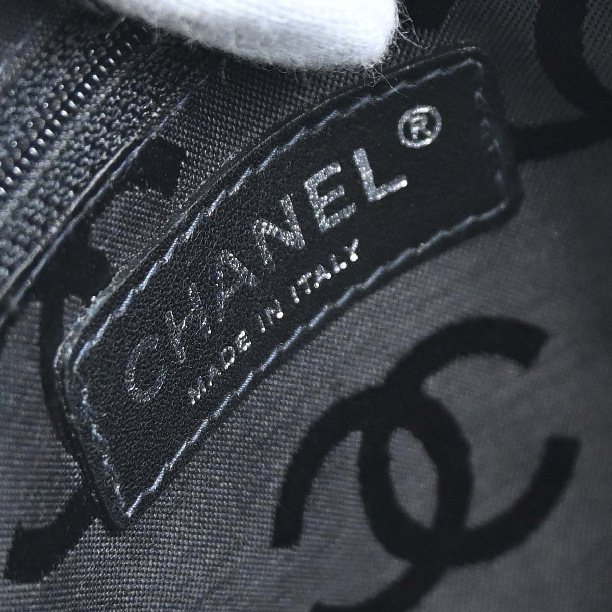 Chanel 2005-2006 Beige Black Calfskin Cambon Ligne Handbag