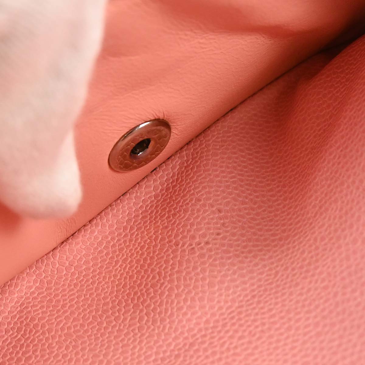 Chanel 2005-2006 Pink Caviar Skin Medium Classic Double Flap Shoulder Bag