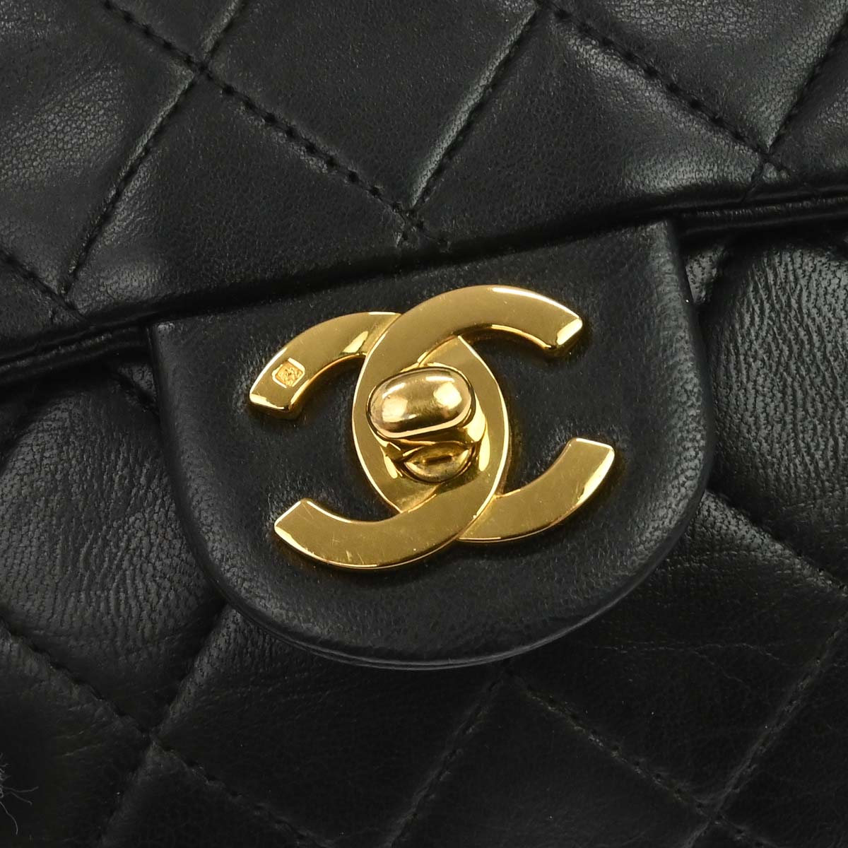 Chanel 1989-1991 Black Lambskin Mini Classic Square Flap Shoulder Bag 17