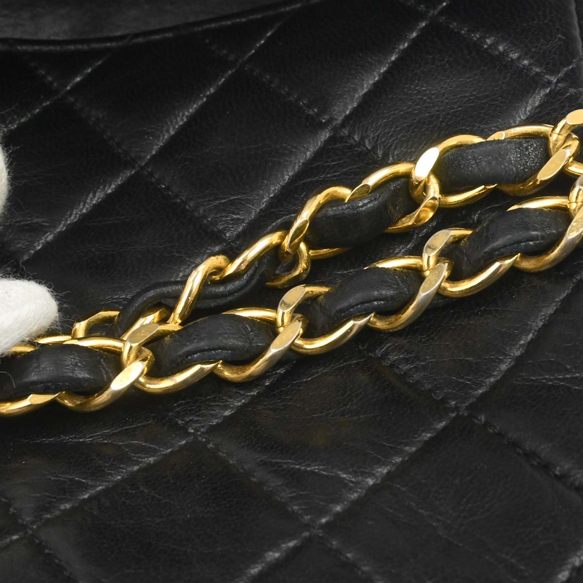 Chanel 1989-1991 Black Lambskin Mini Classic Square Flap Shoulder Bag 17