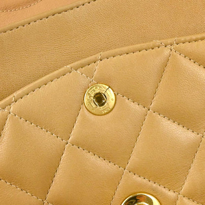 Chanel 1997-1999 Beige Lambskin Medium Classic Double Flap Shoulder Bag