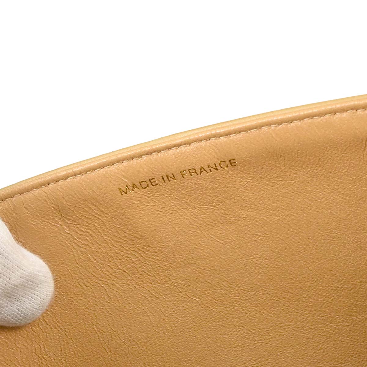 Chanel 1997-1999 Beige Lambskin Medium Classic Double Flap Shoulder Bag