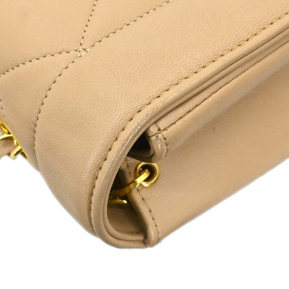 Chanel 1989-1991 Beige Lambskin Shoulder Bag