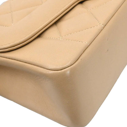 Chanel 1989-1991 Beige Lambskin Shoulder Bag