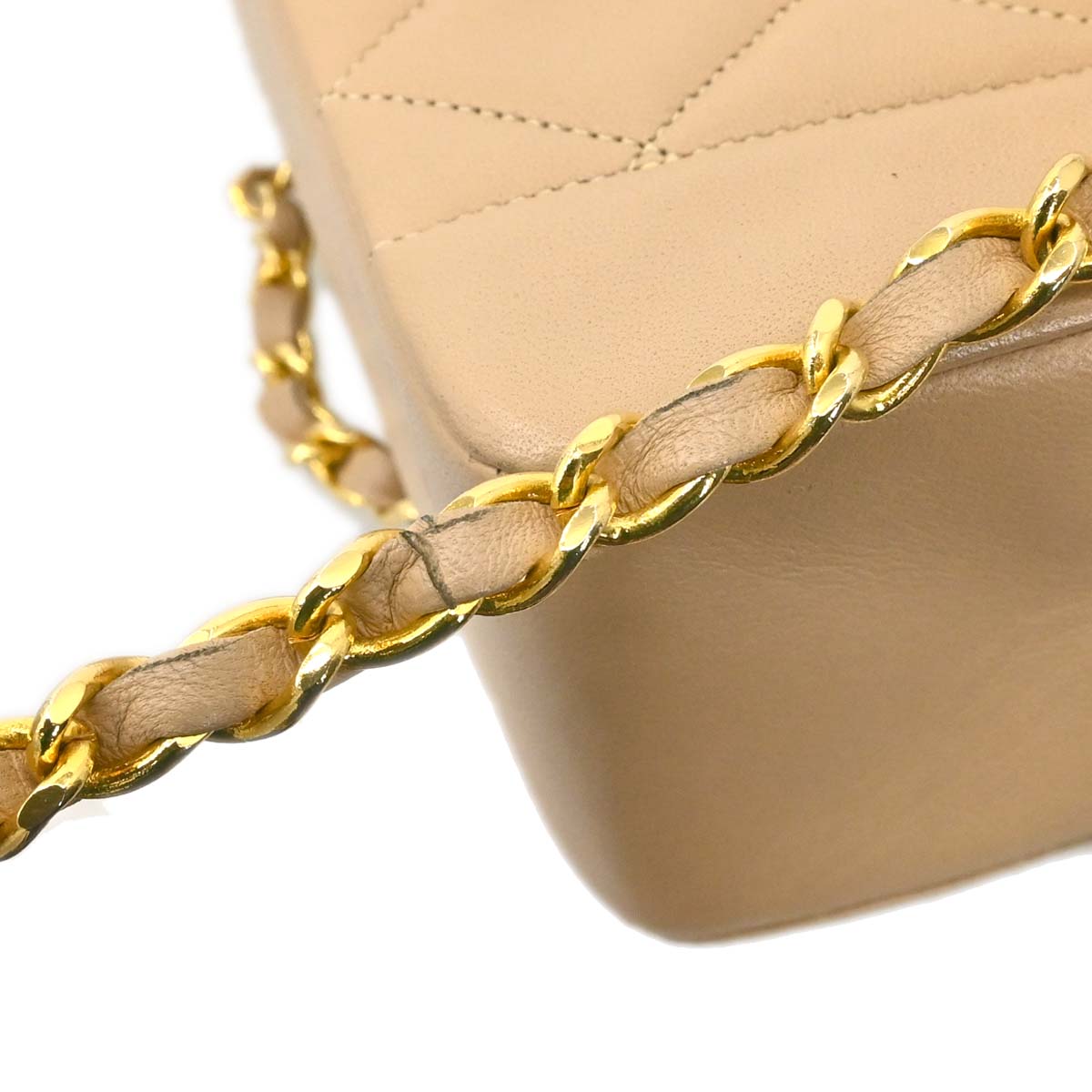 Chanel 1989-1991 Beige Lambskin Shoulder Bag