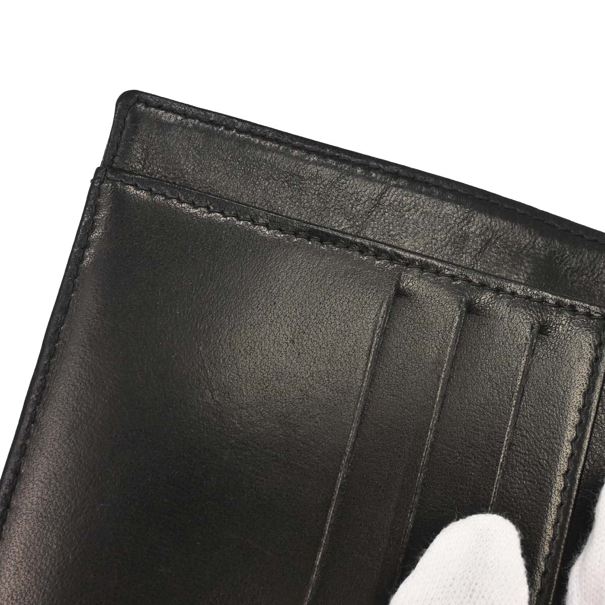 Chanel 2000-2002 Black Caviar Skin Bifold Wallet