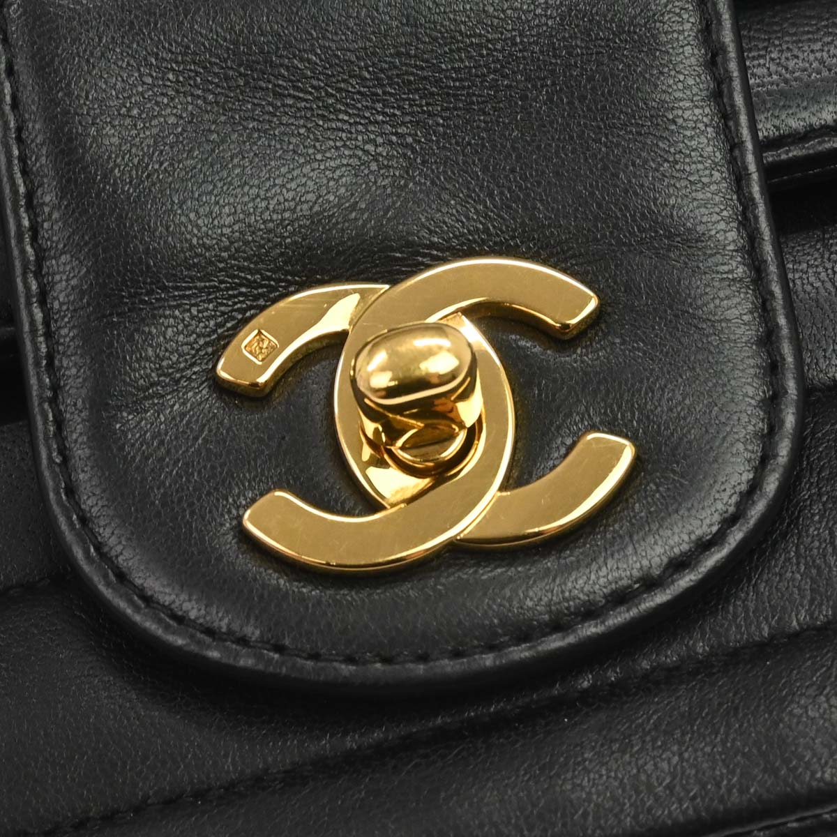Chanel 1991-1994 Black Lambskin Horizontal Stitch Small Double Flap Shoulder Bag