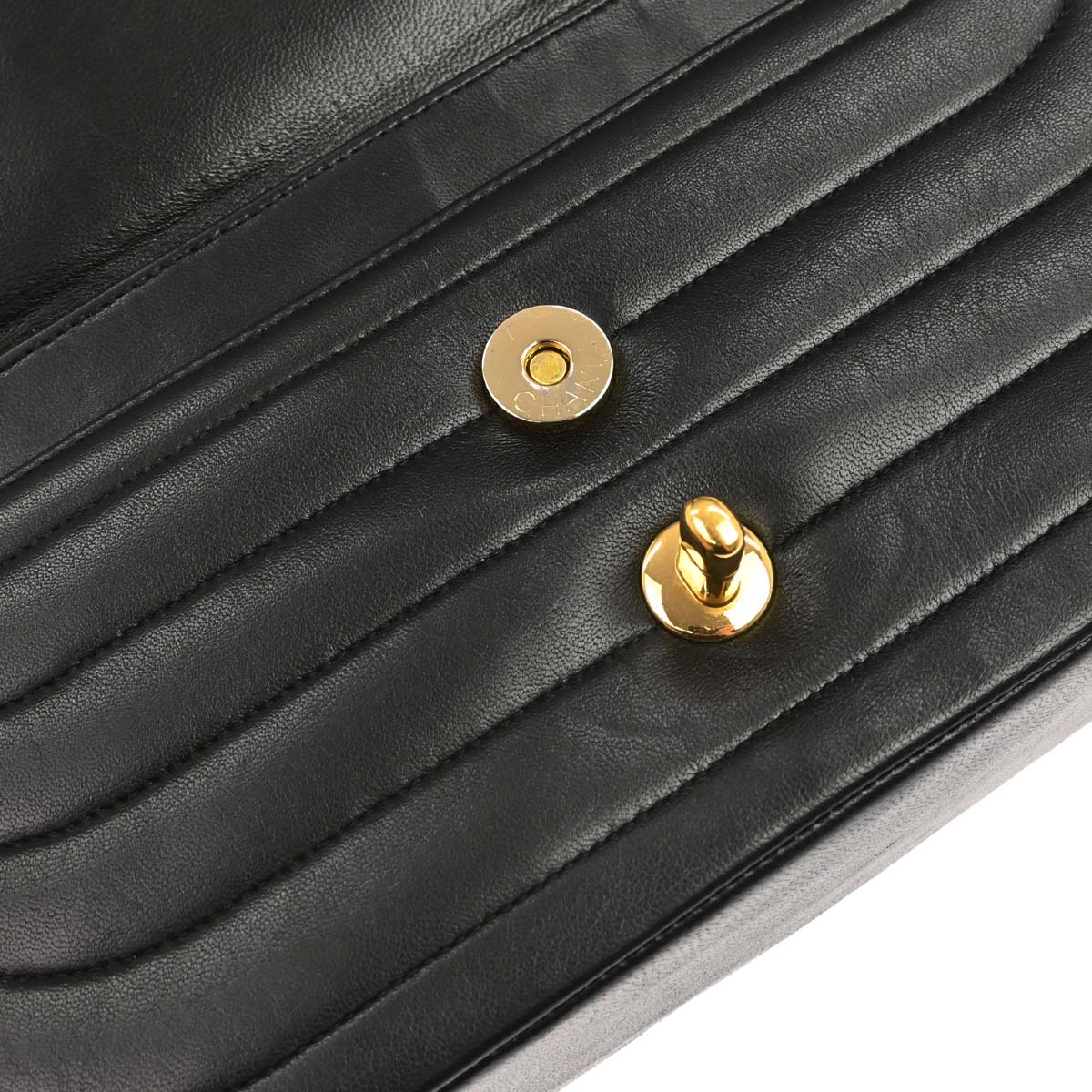Chanel 1991-1994 Black Lambskin Horizontal Stitch Small Double Flap Shoulder Bag