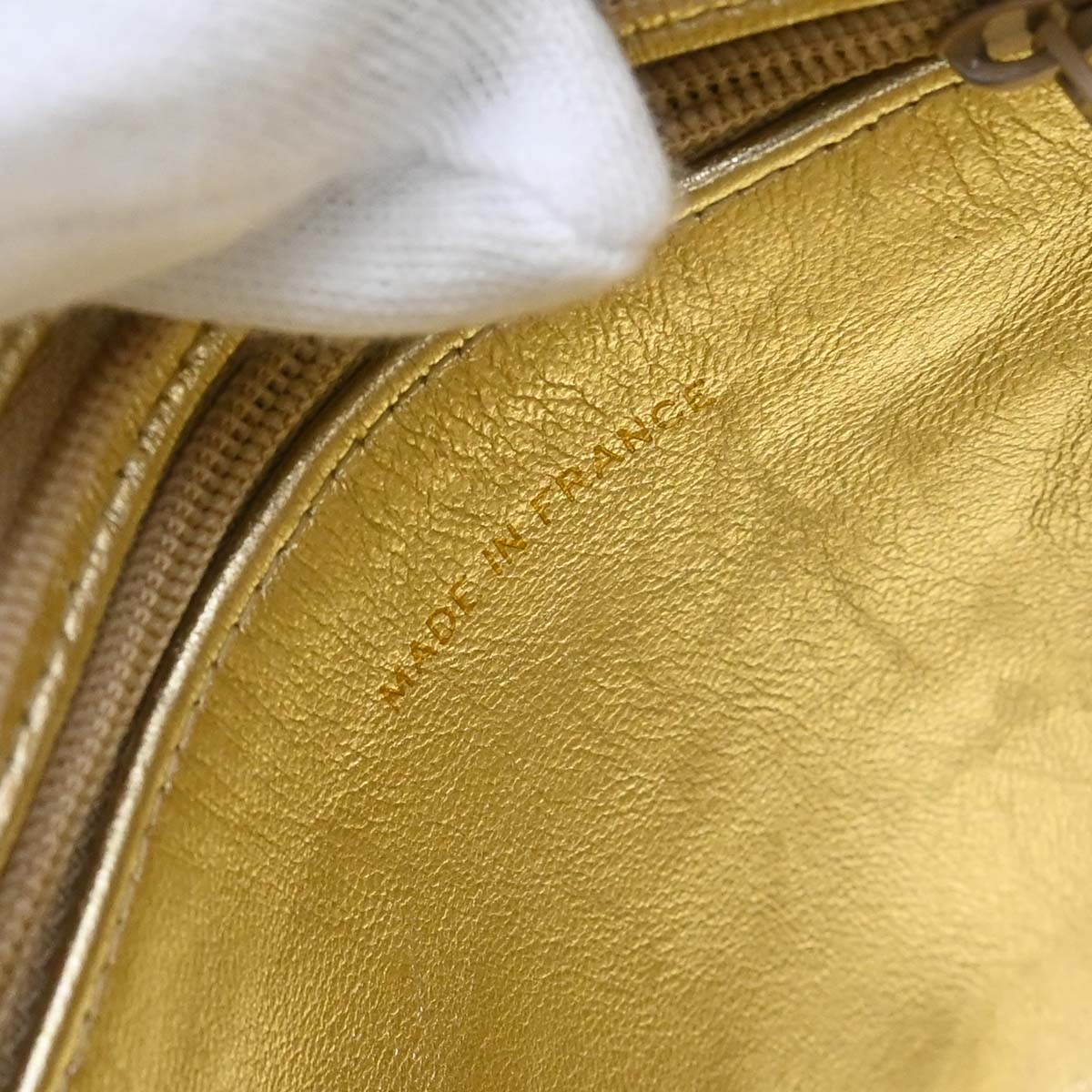 Chanel 1994-1996 Gold Lambskin Caged-chain Handbag