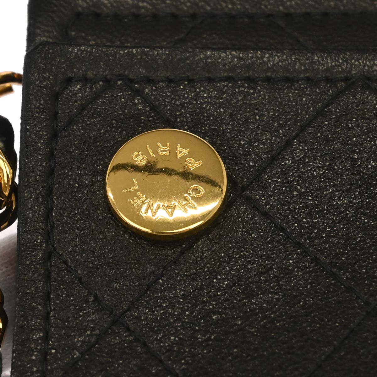 Chanel 1991-1994 Black Lambskin Chain Wallet