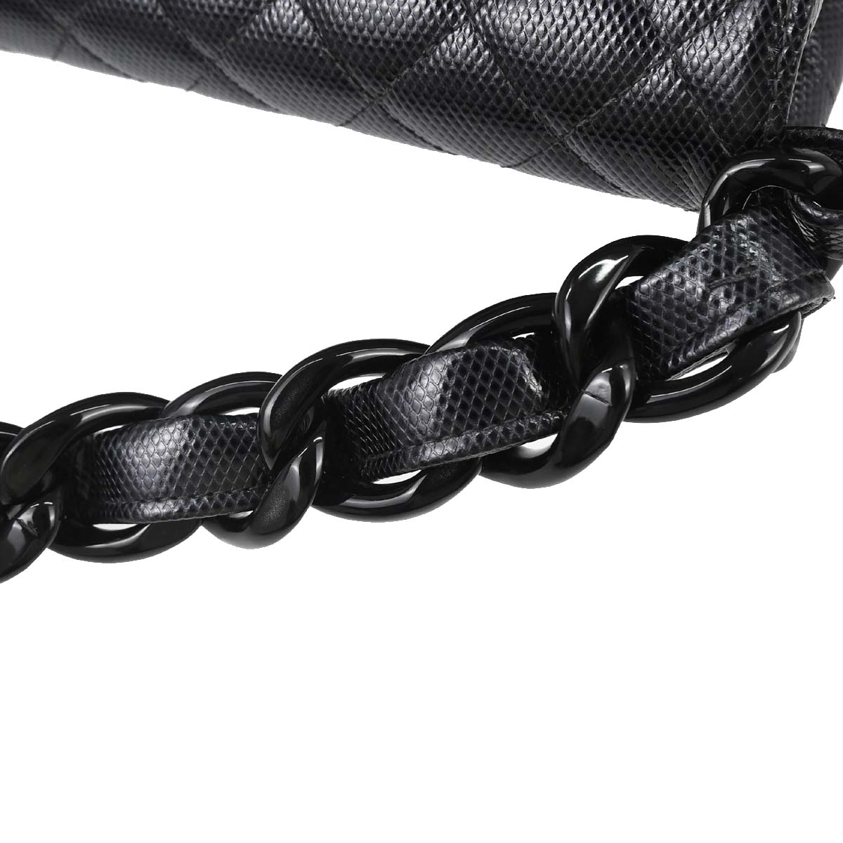 Chanel 1996-1997 Black Lizard-Embossed Calfskin Handbag