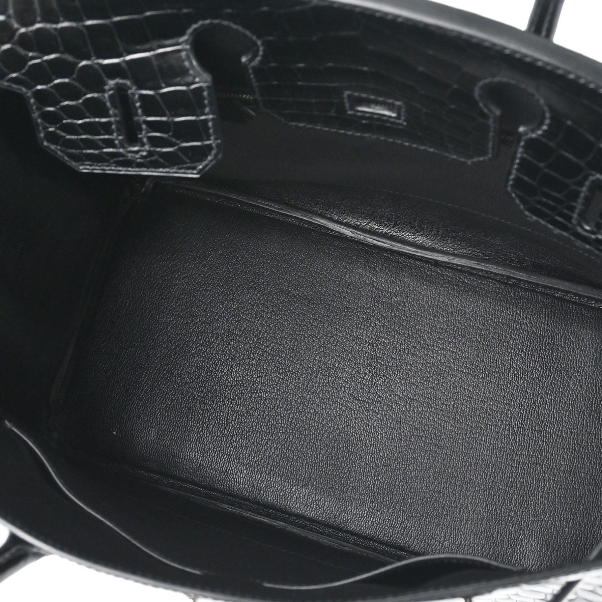 Hermes * 2009 Black Niloticus Birkin 30 Handbag