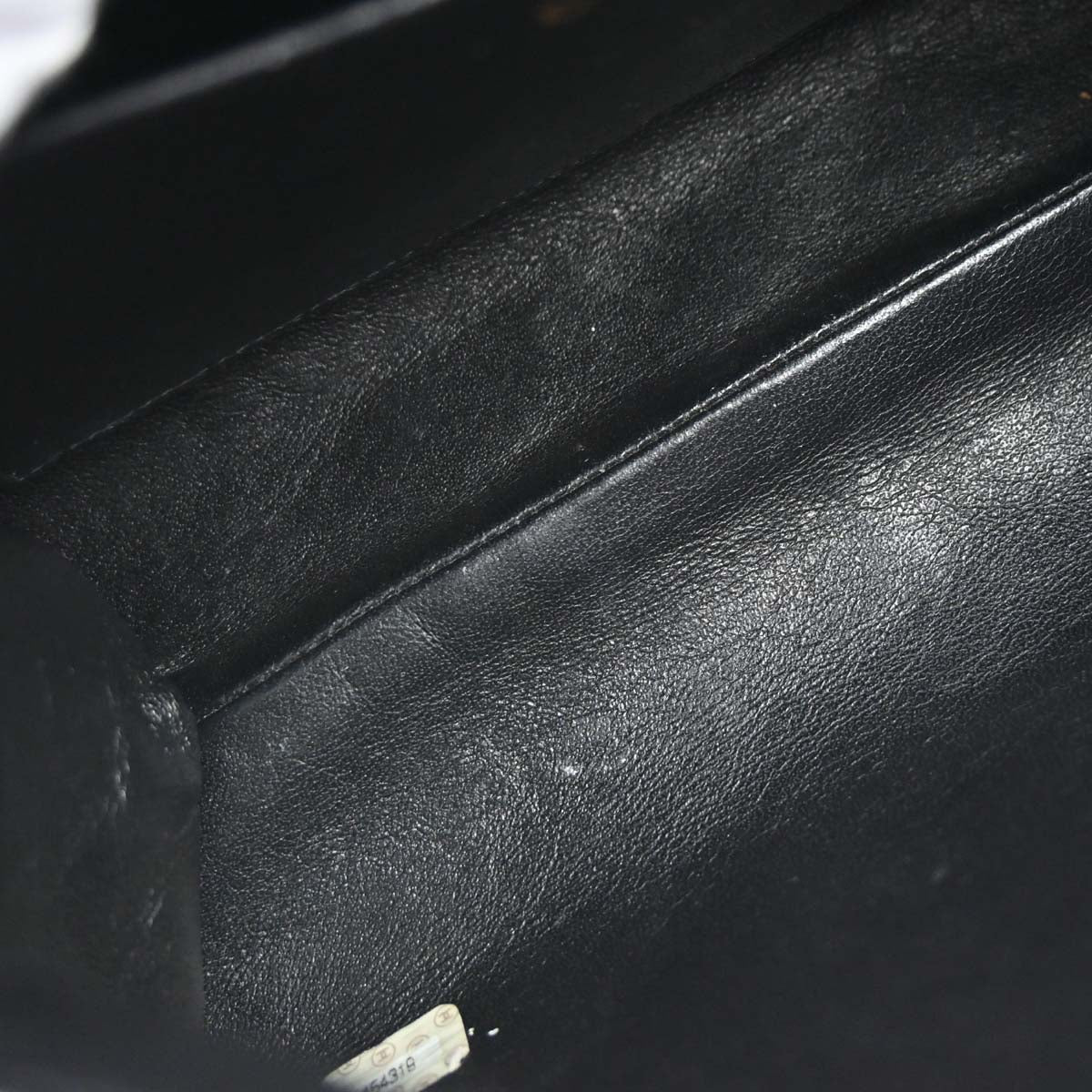 Chanel 1996-1997 Black Caviar Skin Shoulder Bag