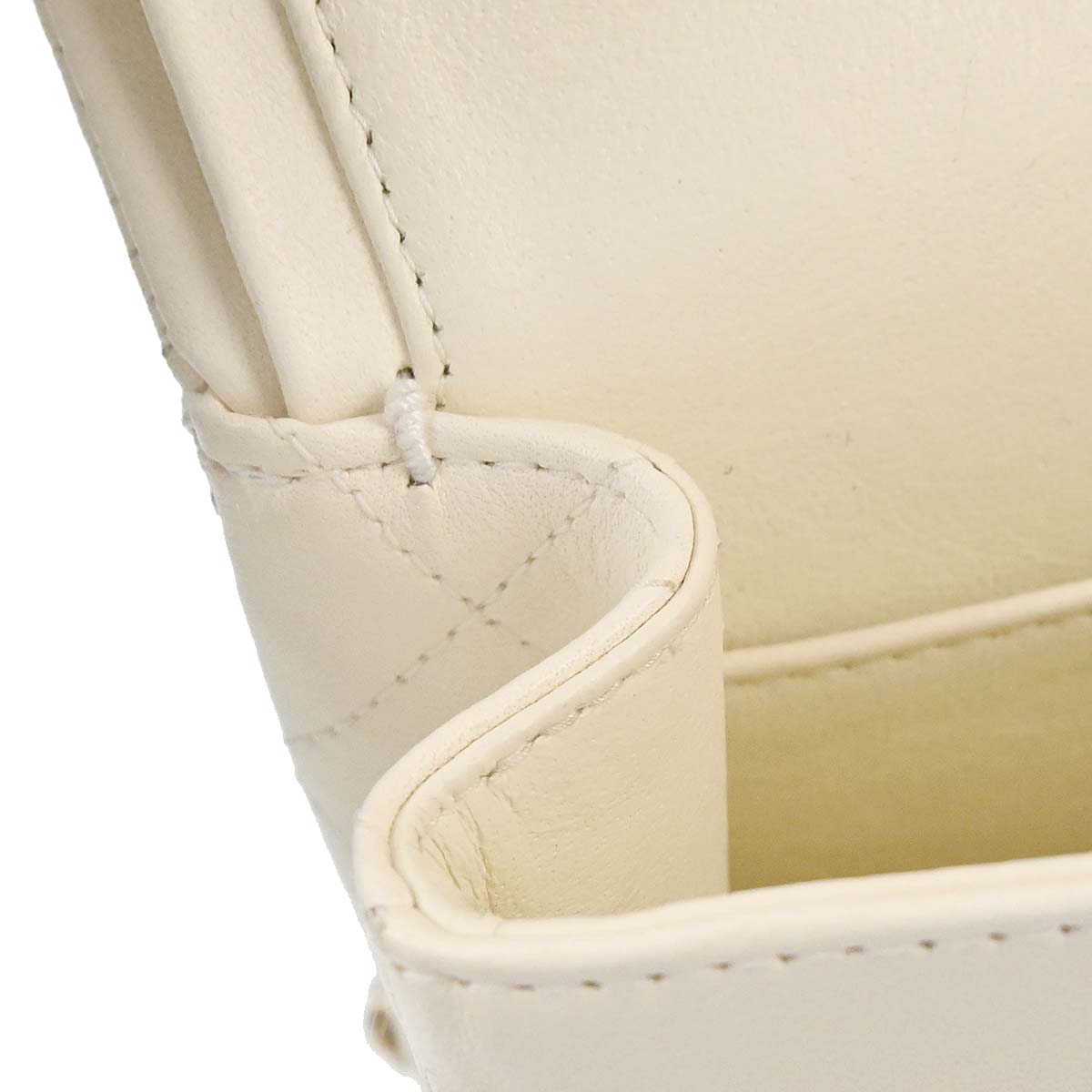 Chanel 2003-2004 Ivory Lambskin Medium Classic Double Flap Shoulder Bag