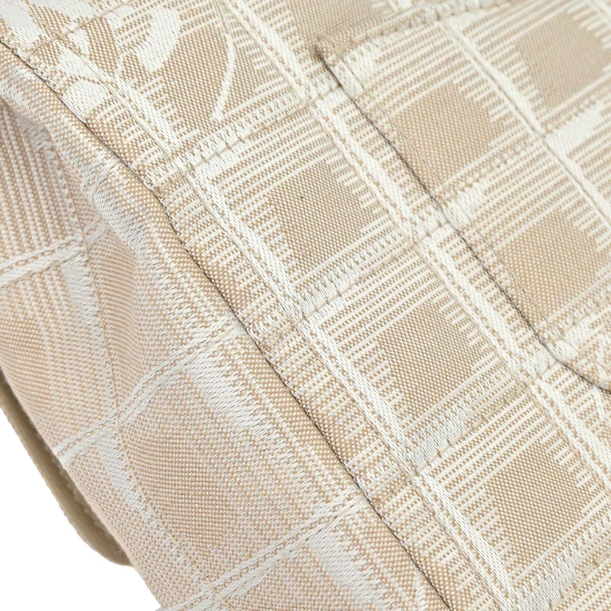 Chanel 2000-2002 Beige Nylon Jacquard Travel Single Flap Shoulder Bag