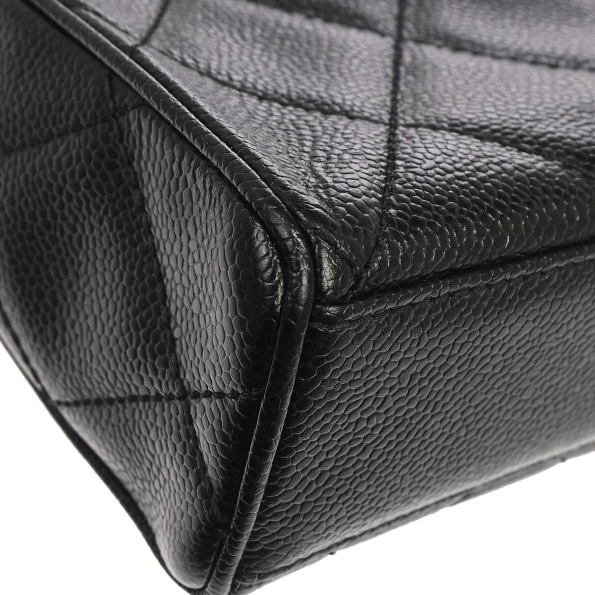 Chanel 2000-2002 Black Caviar Skin Handbag