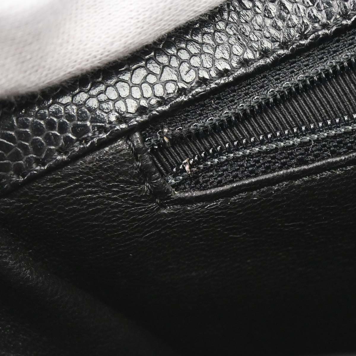 Chanel 2000-2002 Black Caviar Skin Handbag