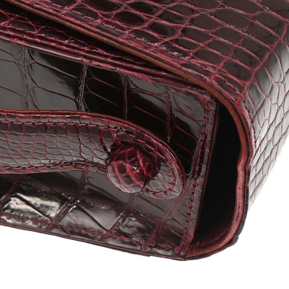 Chanel * 1996-1997 Bordeaux Crocodile Handbag