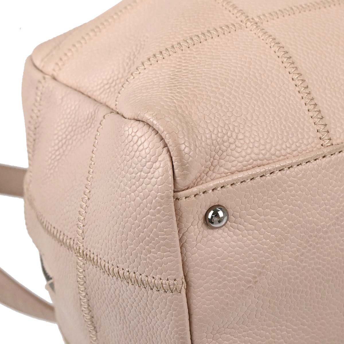 Chanel 2005-2006 Light Pink Caviar Skin Choco Bar Handbag