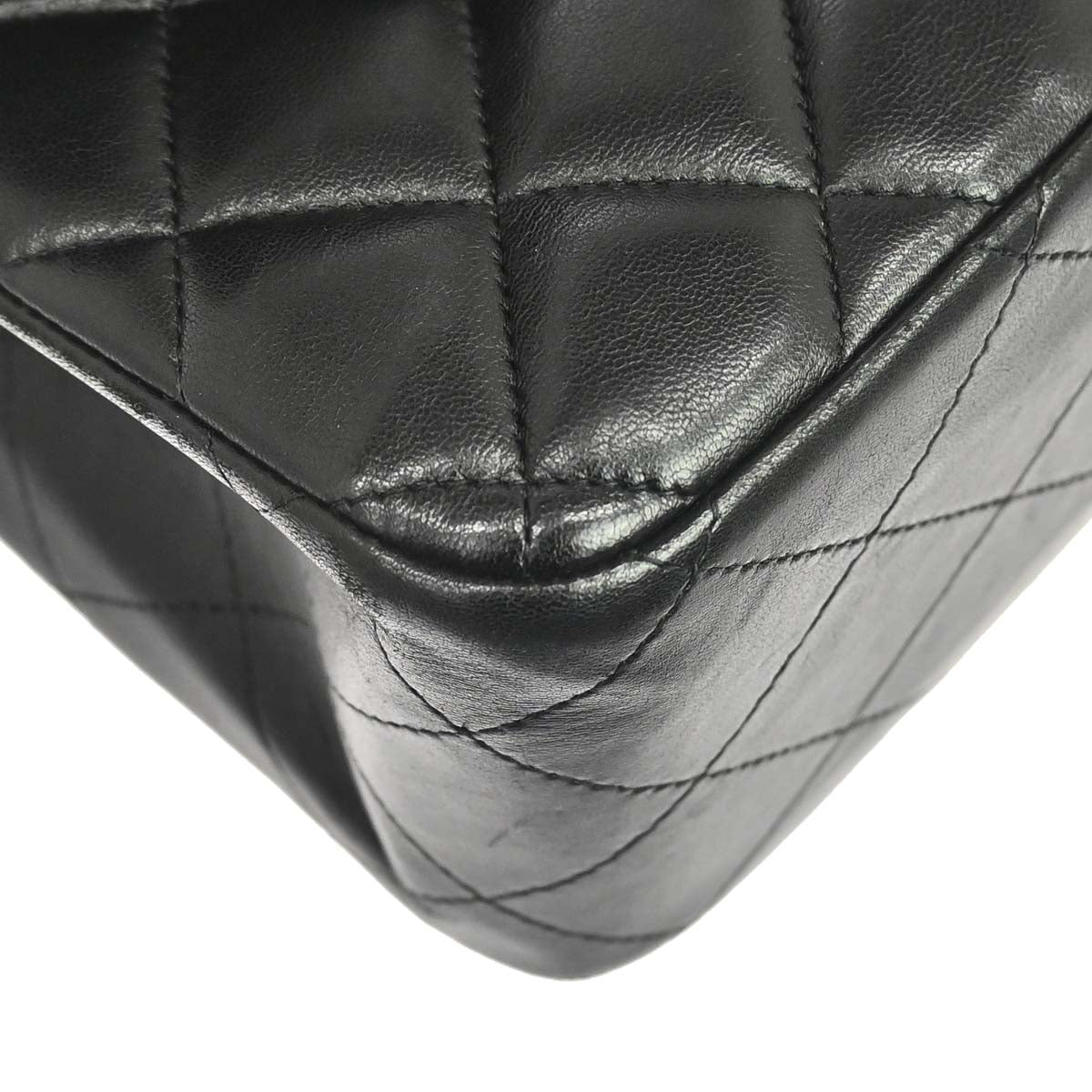 Chanel 2015-2016 Black Lambskin Jumbo Classic Double Flap Shoulder Bag