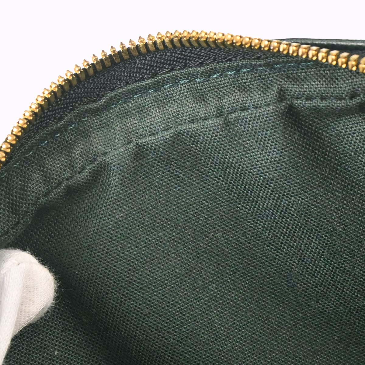Louis Vuitton 1997 Green Taiga Reporter PM Shoulder Bag M30154