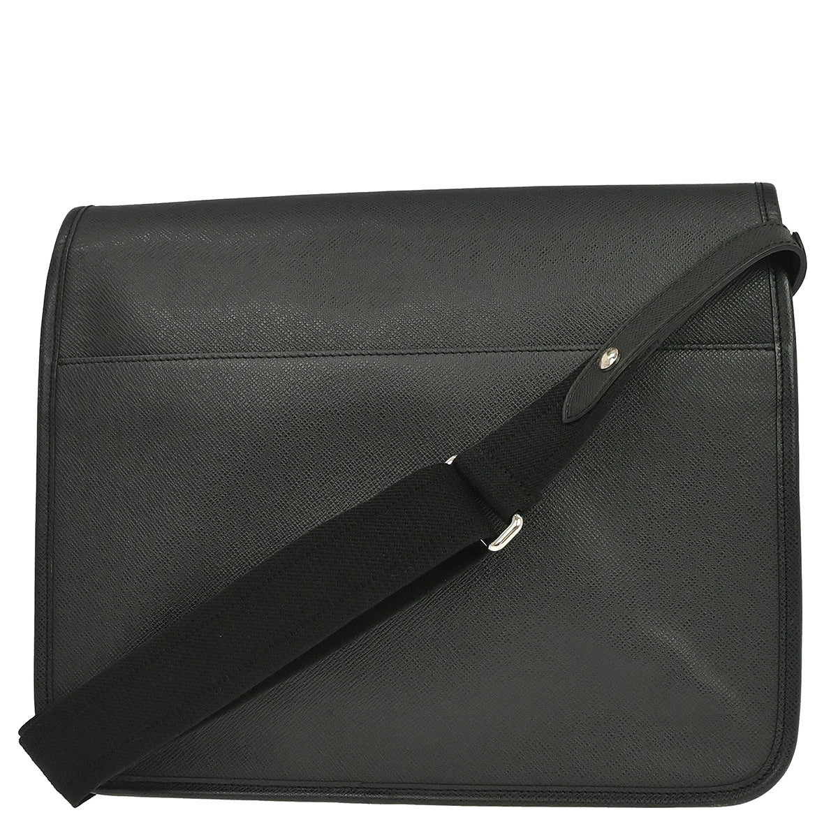 Louis Vuitton 2008 Black Taiga Alexei Messenger Shoulder Bag M32472