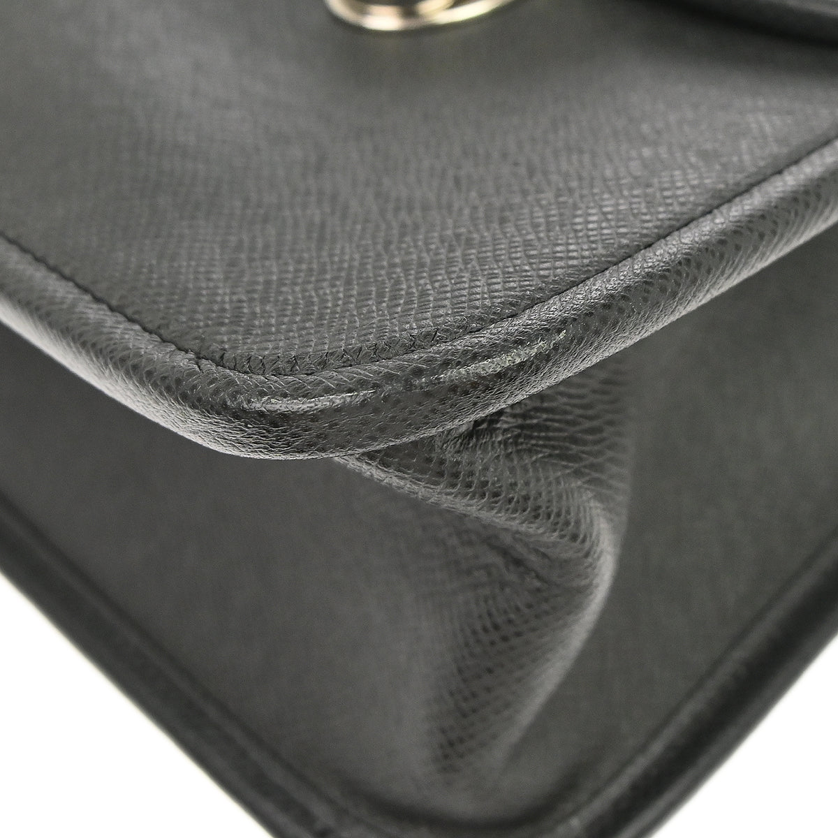 Louis Vuitton 2008 Black Taiga Alexei Messenger Shoulder Bag M32472