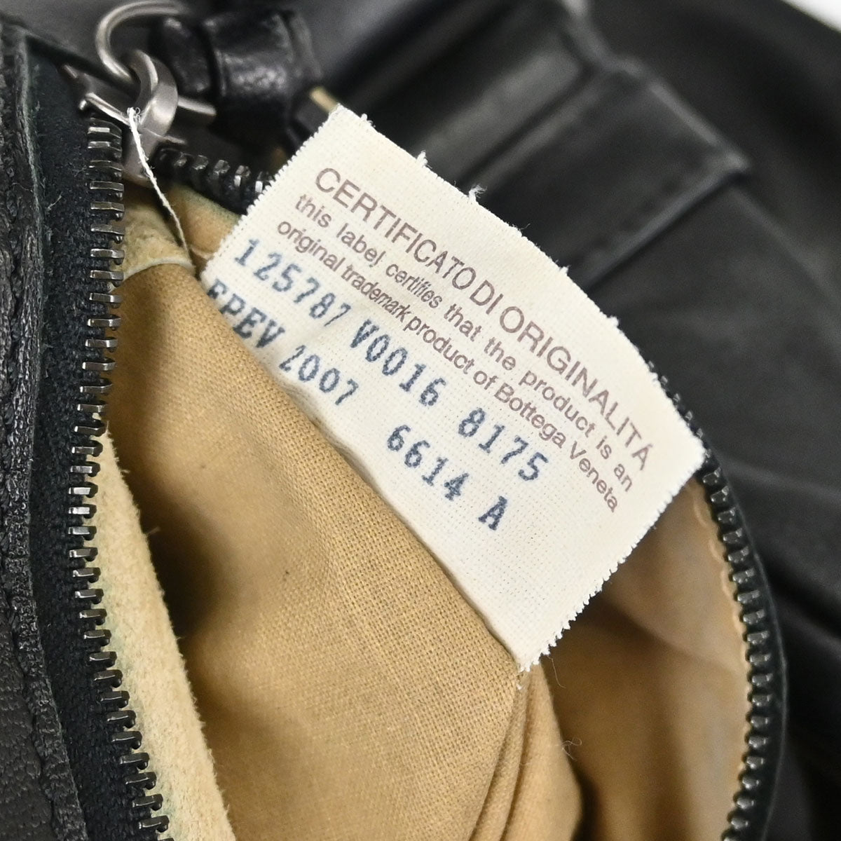 Bottega Veneta Black Lambskin Intrecciato Hobo Handbag