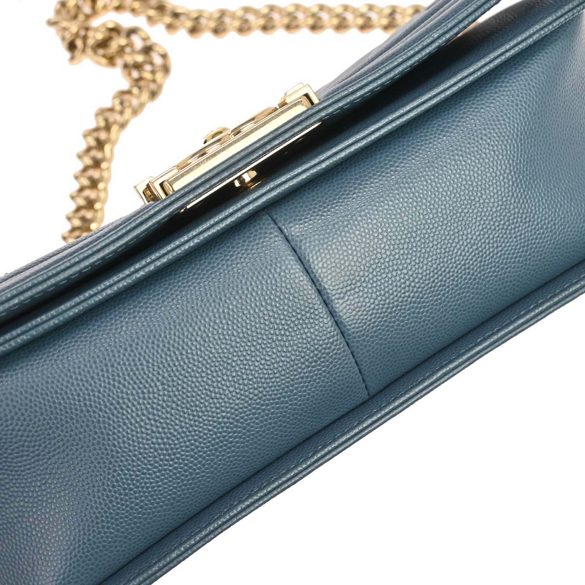 Boy Chanel 2018 Blue Caviar Skin Chevron Medium Shoulder Bag