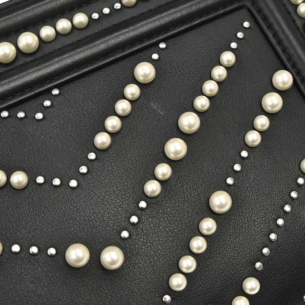 Boy Chanel 2019 Black Calfskin Costume Pearl Small Chain Shoulder Bag