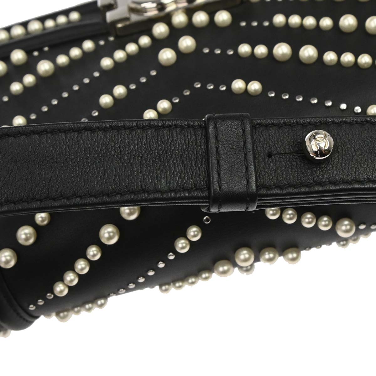 Boy Chanel 2019 Black Calfskin Costume Pearl Small Chain Shoulder Bag