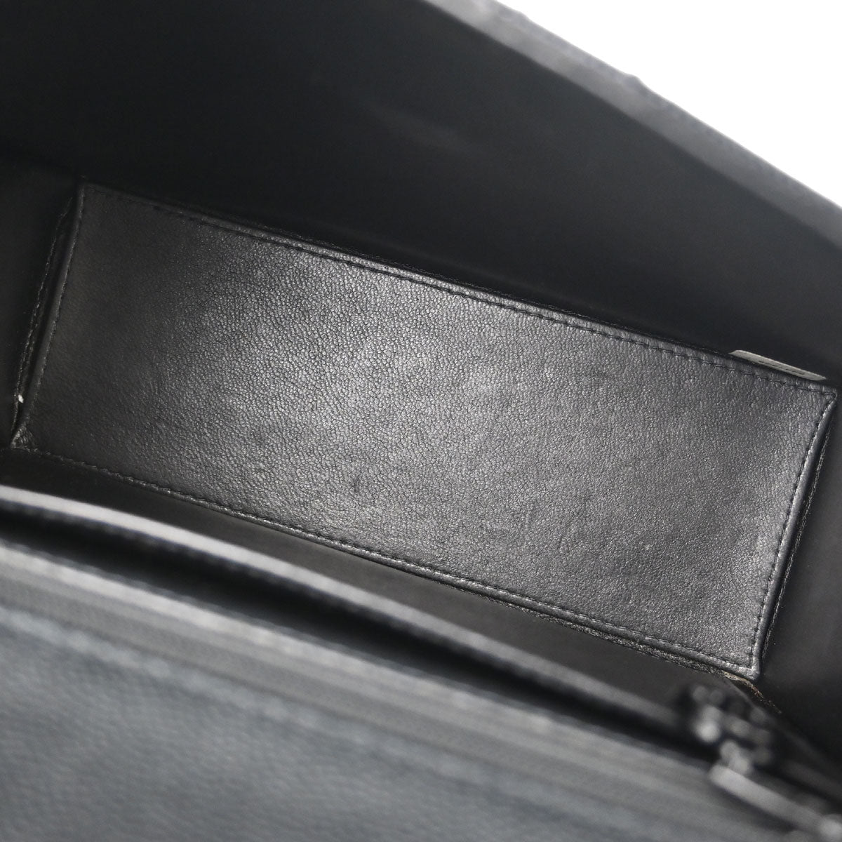Chanel 1997-1999 Black Caviar Skin Shoulder Bag