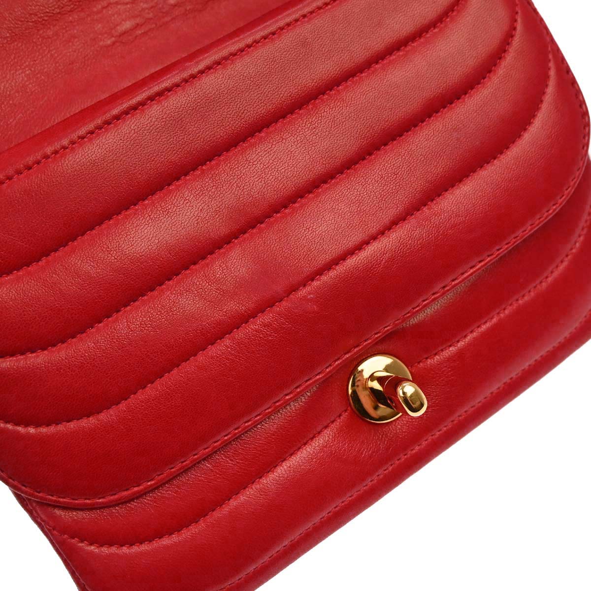 Chanel 1991-1994 Red Lambskin Horizontal Stitch Double Flap Shoulder Bag